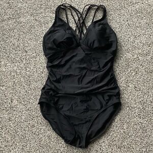 Merona Black Women's One Piece Swimsuit